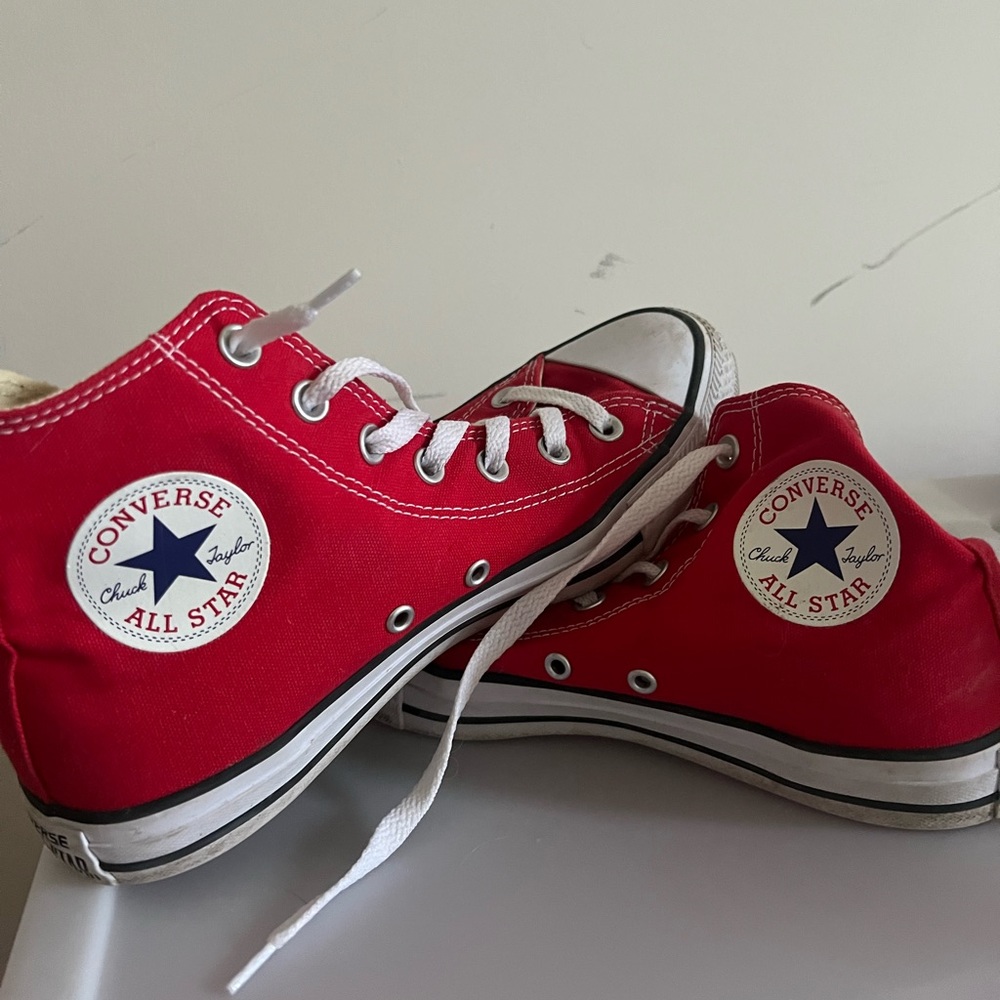 Red Converse